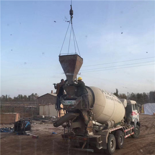 靖远县“精准瞄准”—— 吊车的 “定位导航” 技术